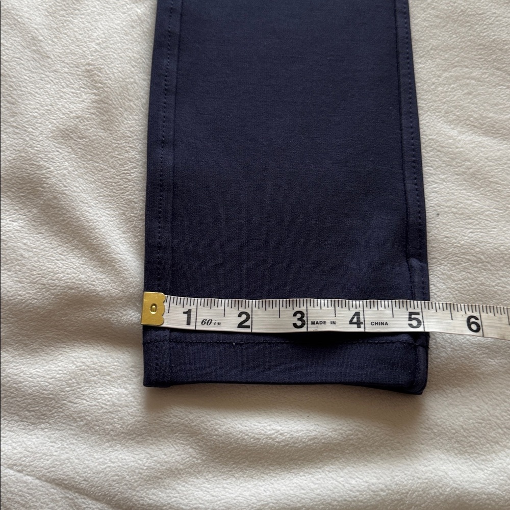 Lululemon pull-on pants - Picture 11 of 11